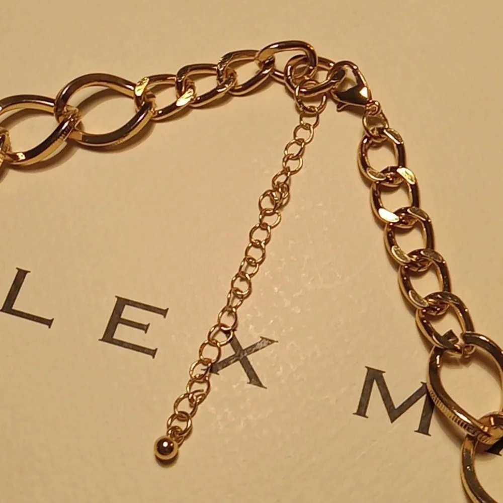 Large Gold & Black Glitter Link Chain Necklace - Picture 2 of 3